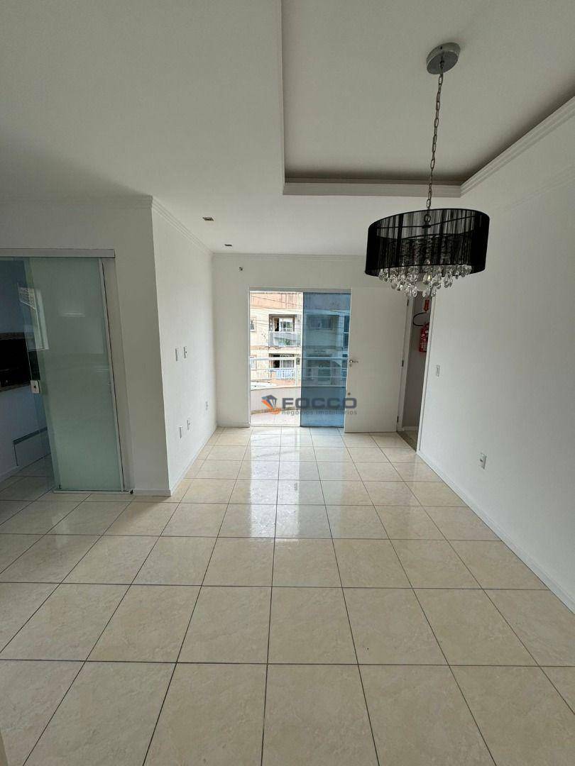 Apartamento à venda com 2 quartos, 65m² - Foto 6