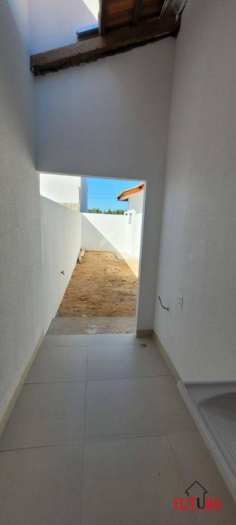 Casa à venda com 2 quartos, 65m² - Foto 29