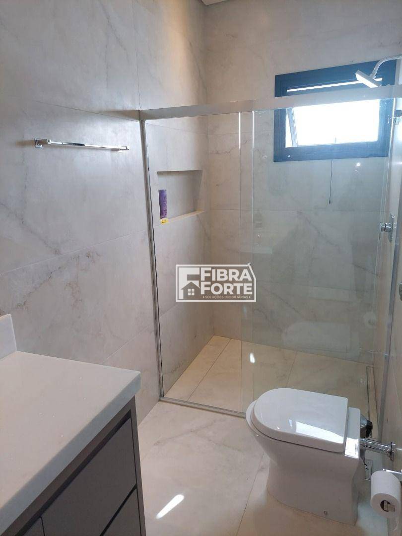 Casa de Condomínio para alugar com 5 quartos, 407m² - Foto 29