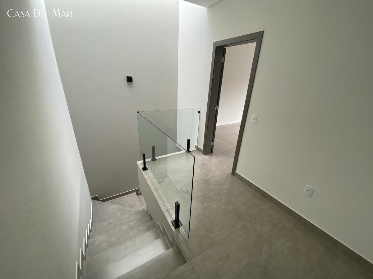 Casa à venda com 3 quartos, 220m² - Foto 31