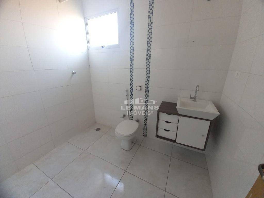 Casa à venda com 3 quartos, 170m² - Foto 3