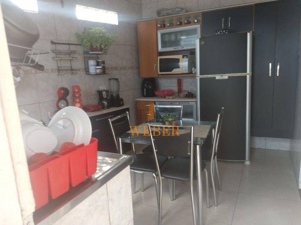 Sobrado à venda com 5 quartos, 125m² - Foto 2