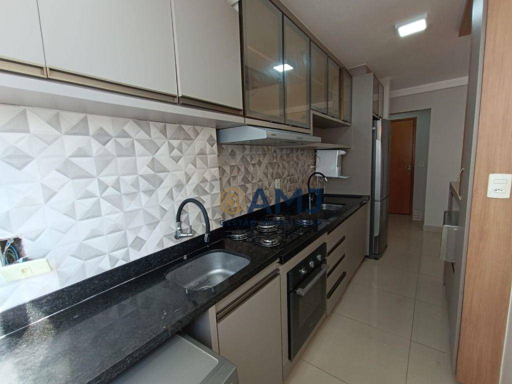 Apartamento à venda com 2 quartos, 56m² - Foto 15