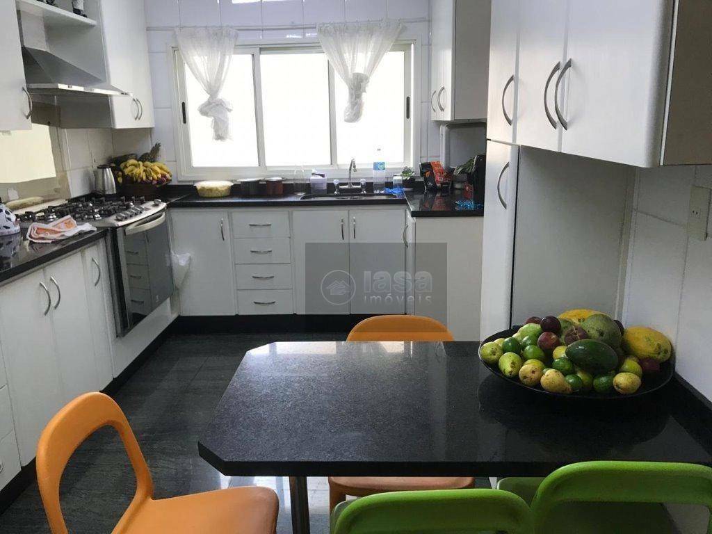 Apartamento à venda com 3 quartos, 152m² - Foto 3