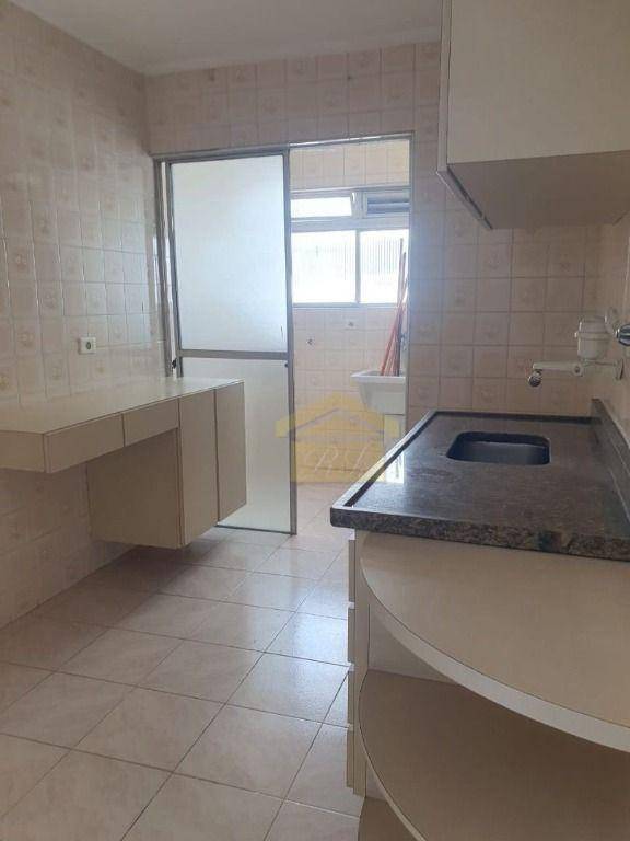 Apartamento à venda com 2 quartos, 60m² - Foto 2