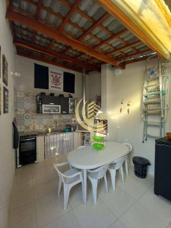 Casa à venda com 2 quartos, 125m² - Foto 12