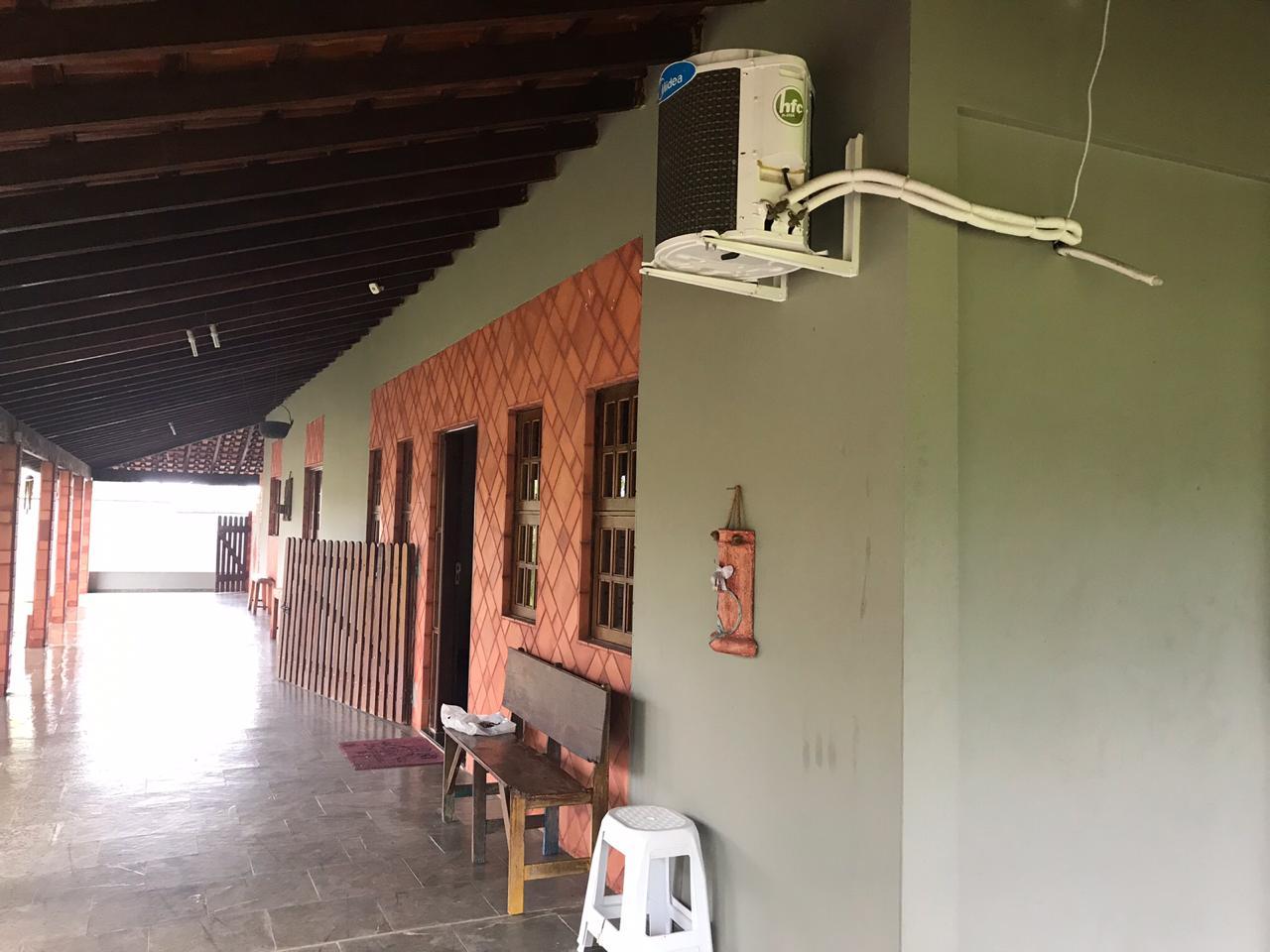 Casa de Condomínio à venda com 5 quartos, 600m² - Foto 2