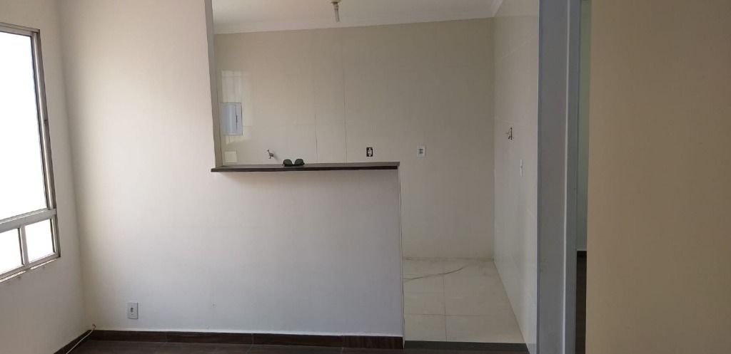 Apartamento à venda com 2 quartos, 46m² - Foto 1