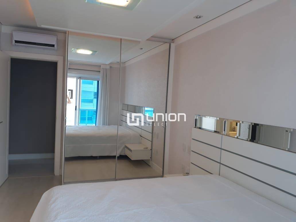 Apartamento à venda com 3 quartos, 238m² - Foto 31