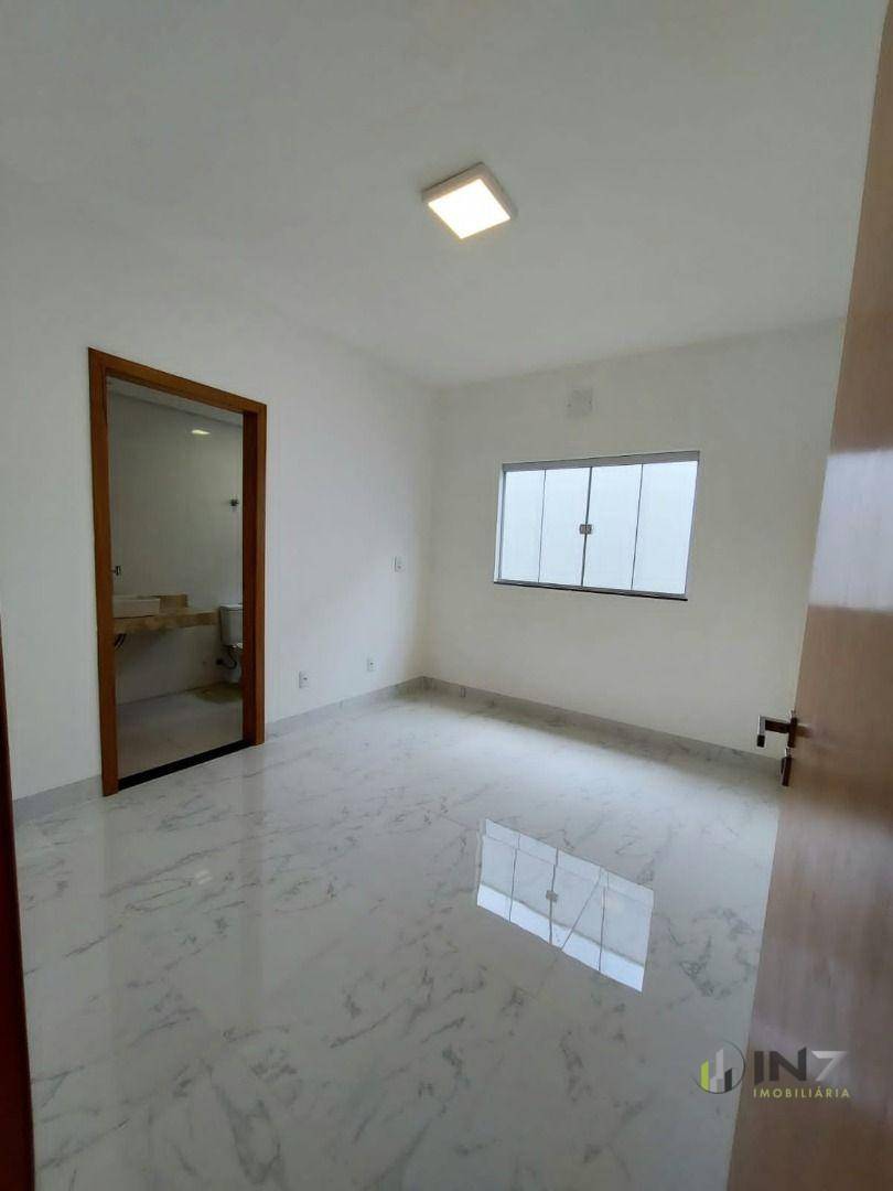 Casa à venda com 3 quartos, 134m² - Foto 14