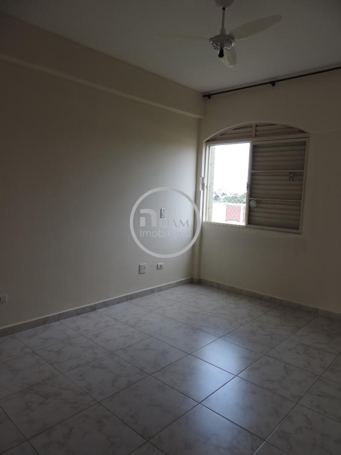 Apartamento à venda com 3 quartos, 132m² - Foto 13