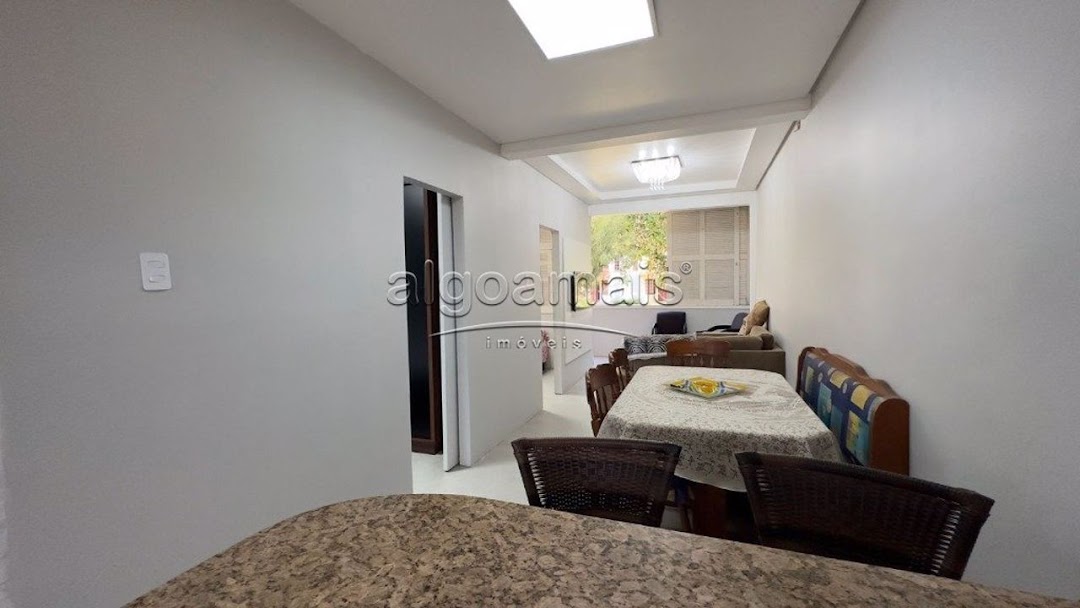 Apartamento à venda com 2 quartos, 70m² - Foto 4