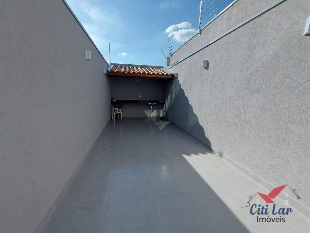 Sobrado à venda e aluguel com 3 quartos, 207m² - Foto 5