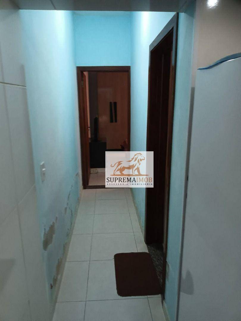 Sobrado à venda com 3 quartos, 180m² - Foto 5