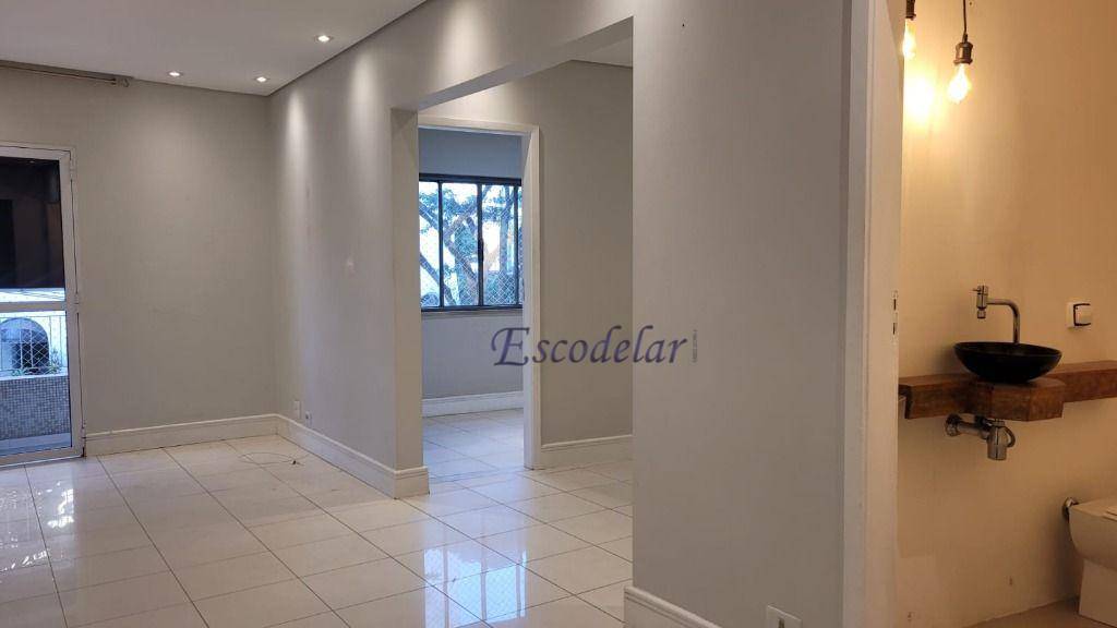 Apartamento à venda com 3 quartos, 130m² - Foto 1