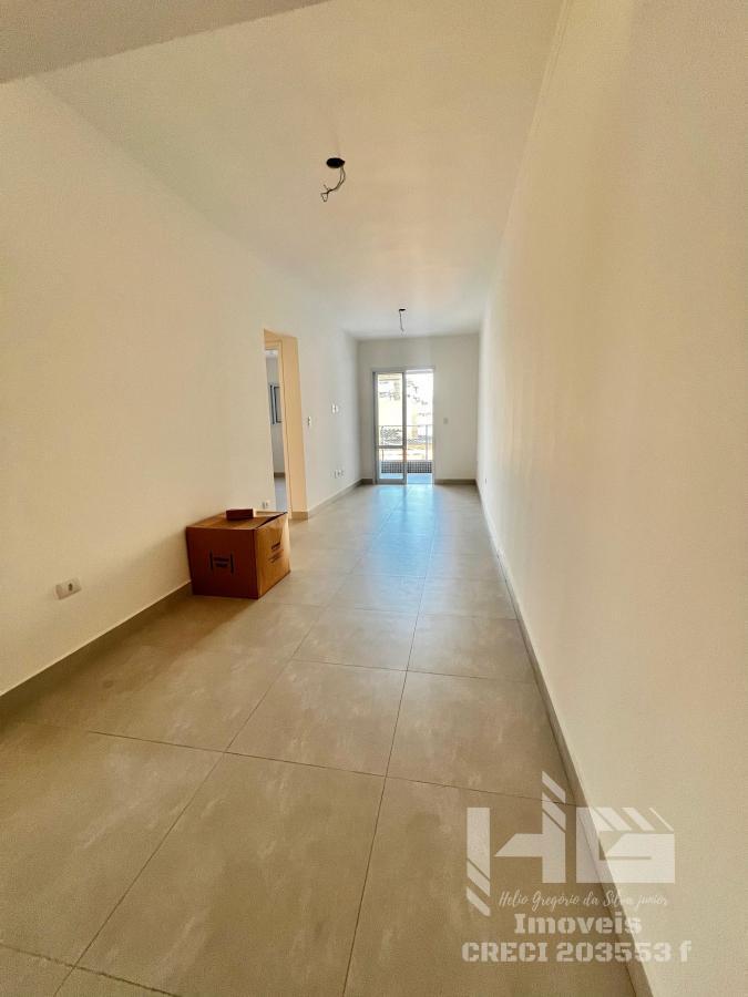 Apartamento à venda com 2 quartos, 70m² - Foto 4