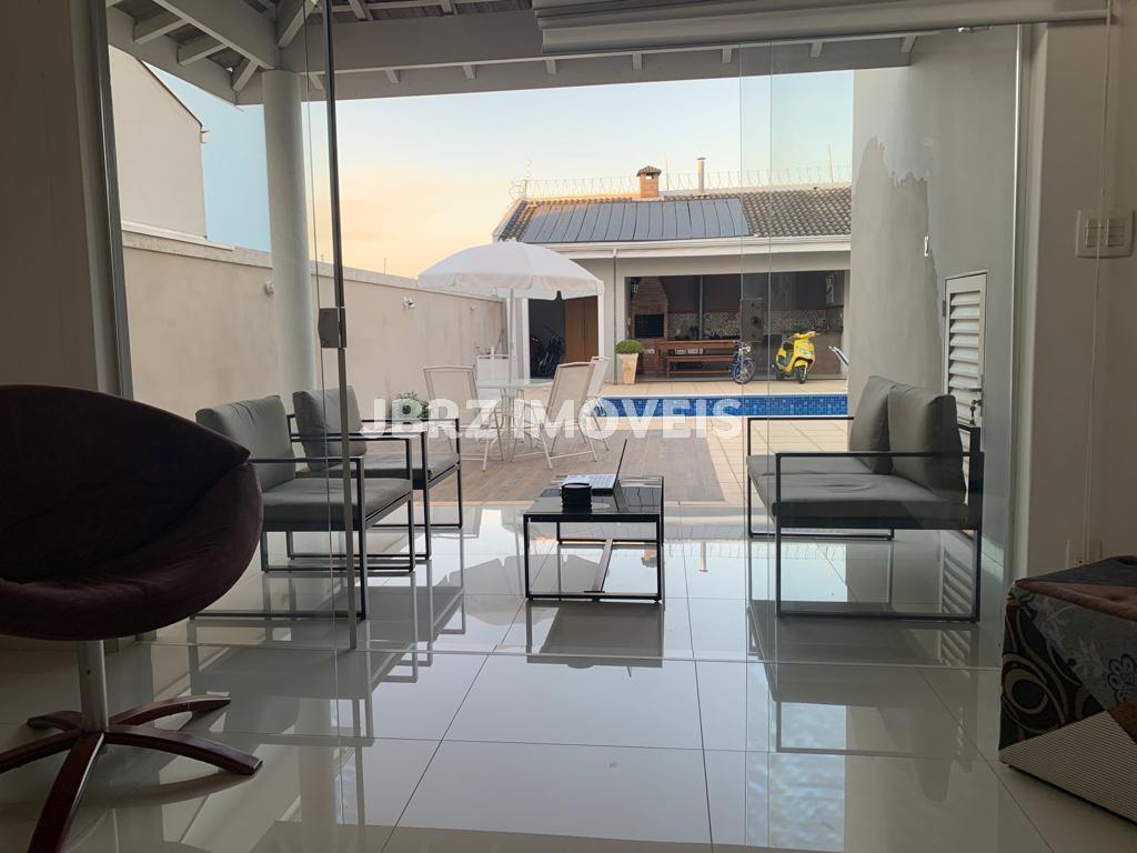 Casa à venda com 3 quartos, 305m² - Foto 3