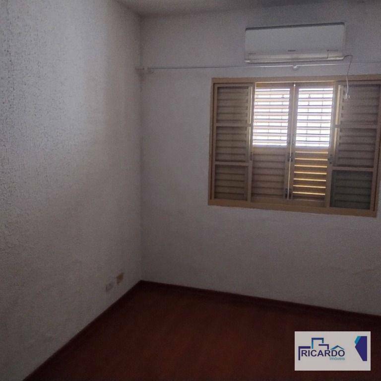 Casa à venda com 2 quartos, 230m² - Foto 13