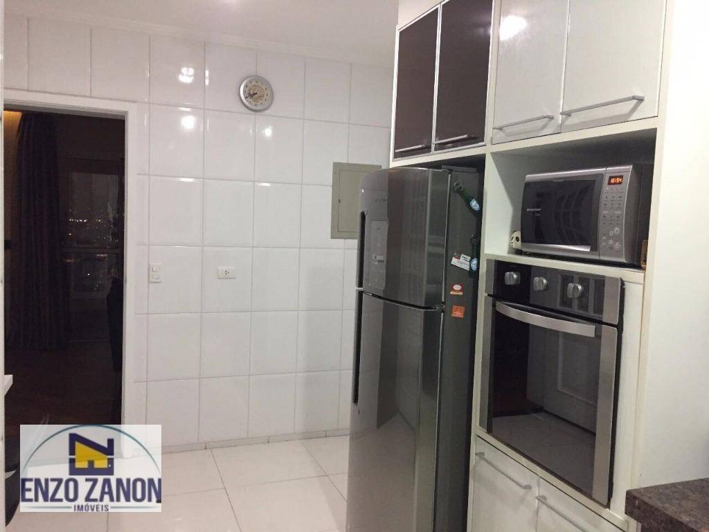 Apartamento à venda com 3 quartos, 96m² - Foto 8