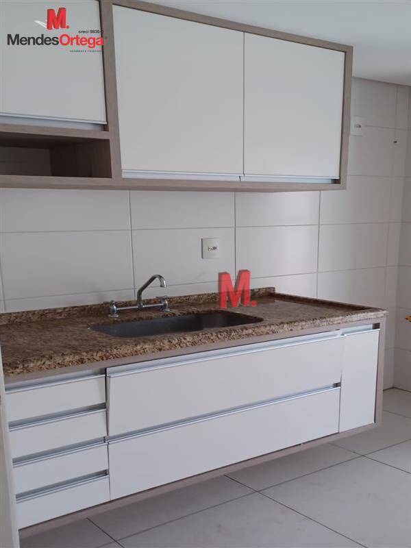 Apartamento à venda com 3 quartos, 143m² - Foto 11