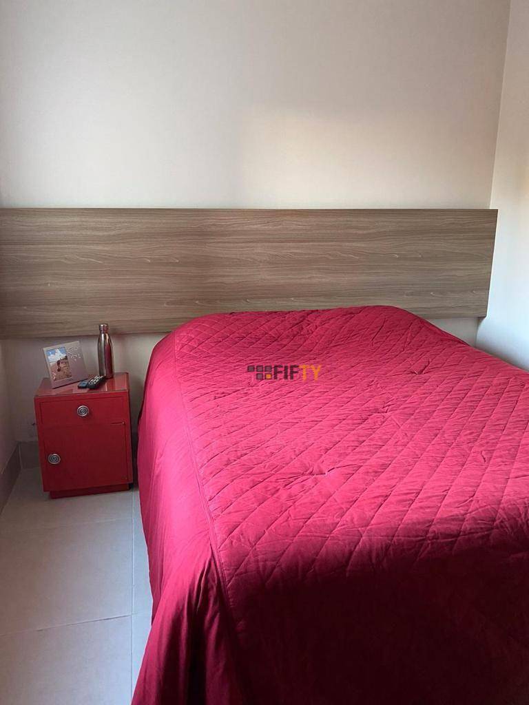 Apartamento à venda com 3 quartos, 143m² - Foto 15