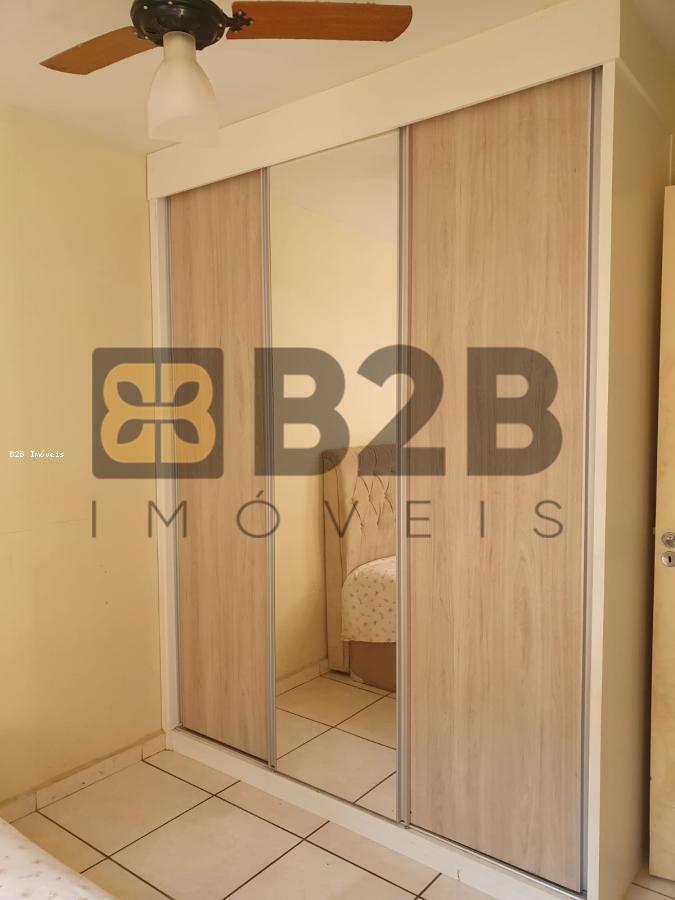 Apartamento à venda com 2 quartos, 46m² - Foto 3