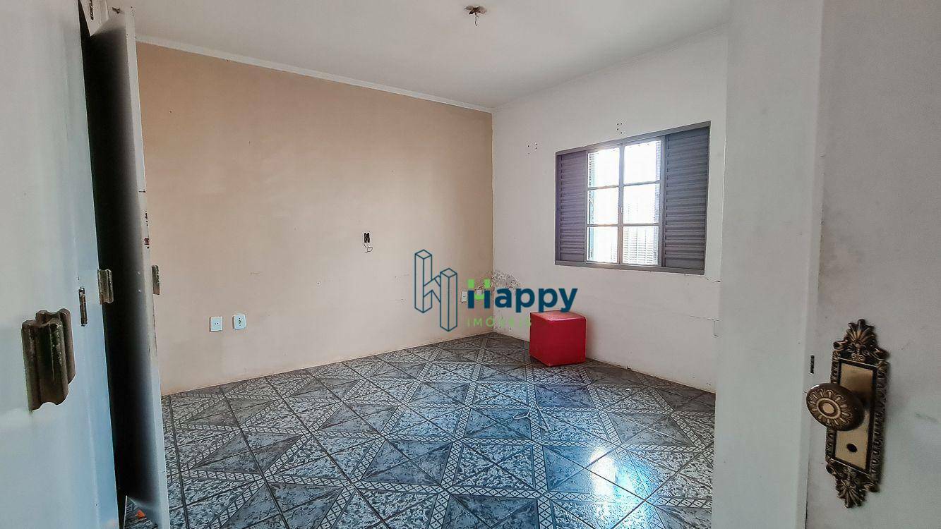 Casa à venda com 2 quartos, 320m² - Foto 18