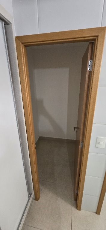 Apartamento à venda com 3 quartos, 80m² - Foto 17