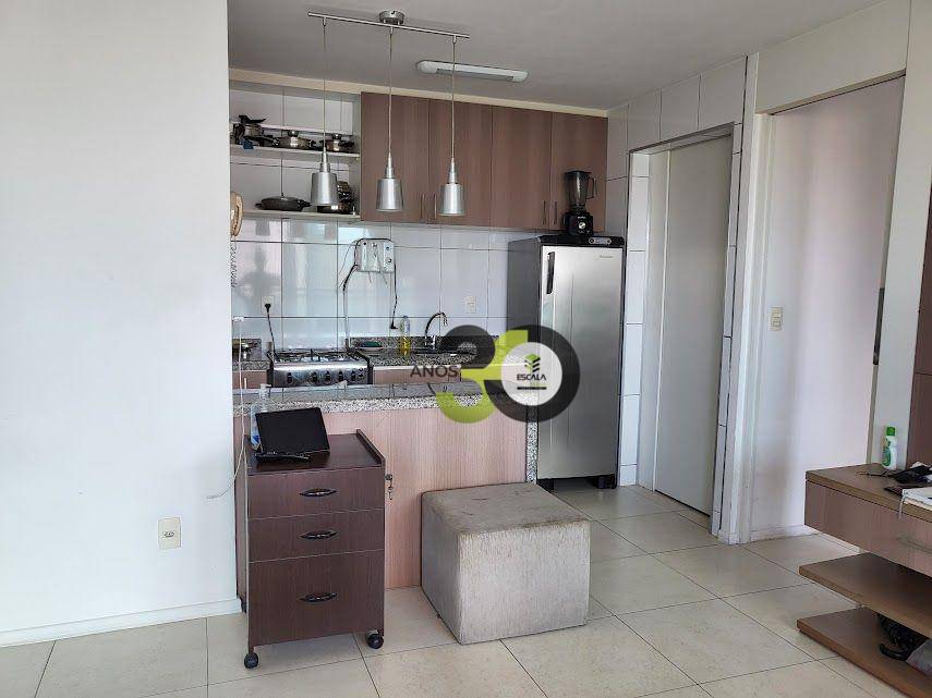 Apartamento à venda com 1 quarto, 46m² - Foto 12