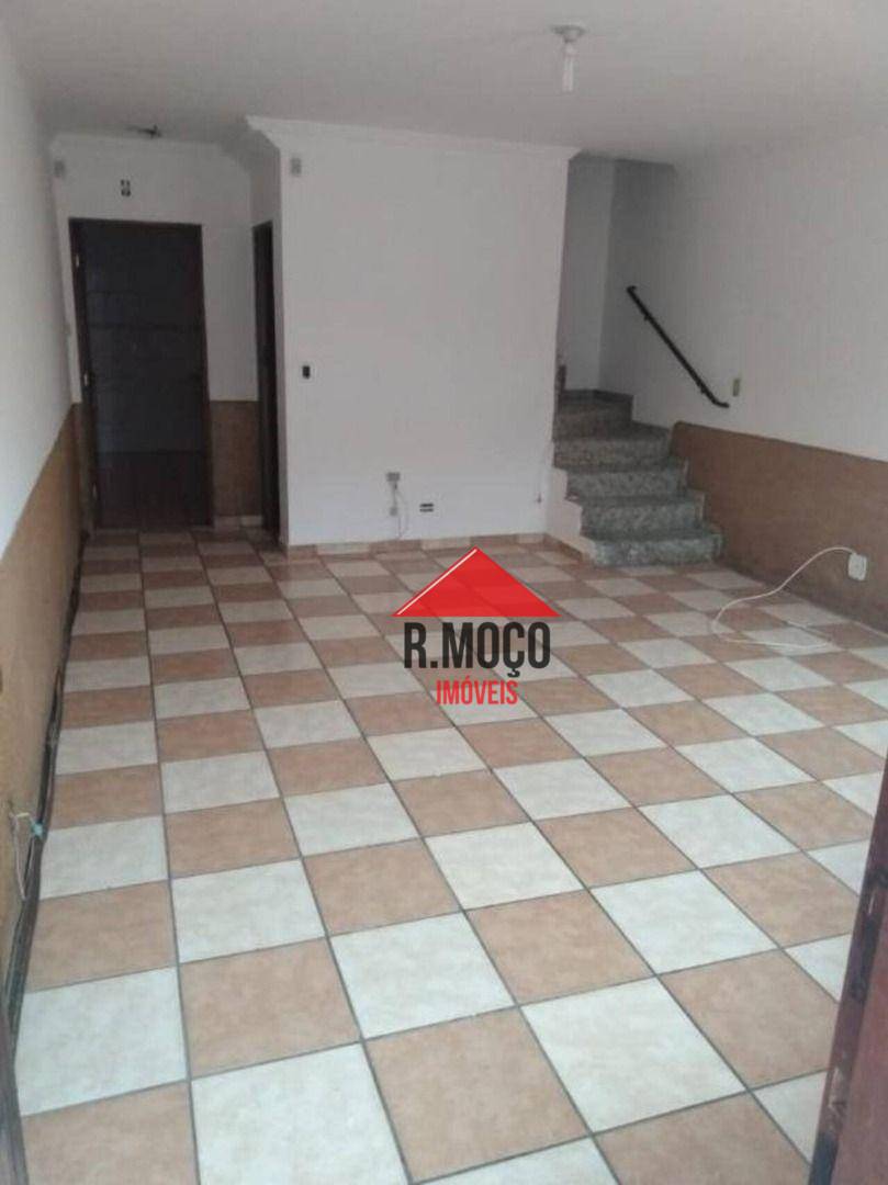 Sobrado à venda com 2 quartos, 80m² - Foto 3