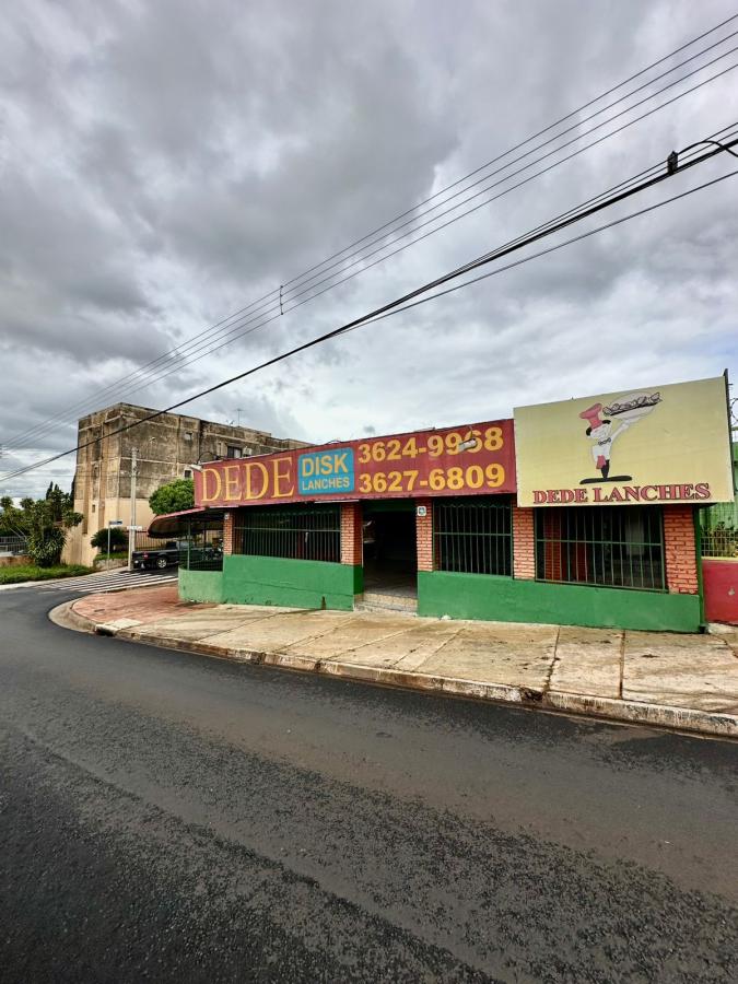 Prédio Inteiro para alugar, 250m² - Foto 1