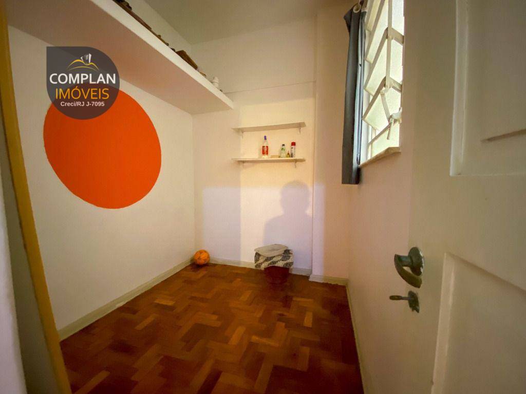 Apartamento para alugar com 3 quartos, 160m² - Foto 28