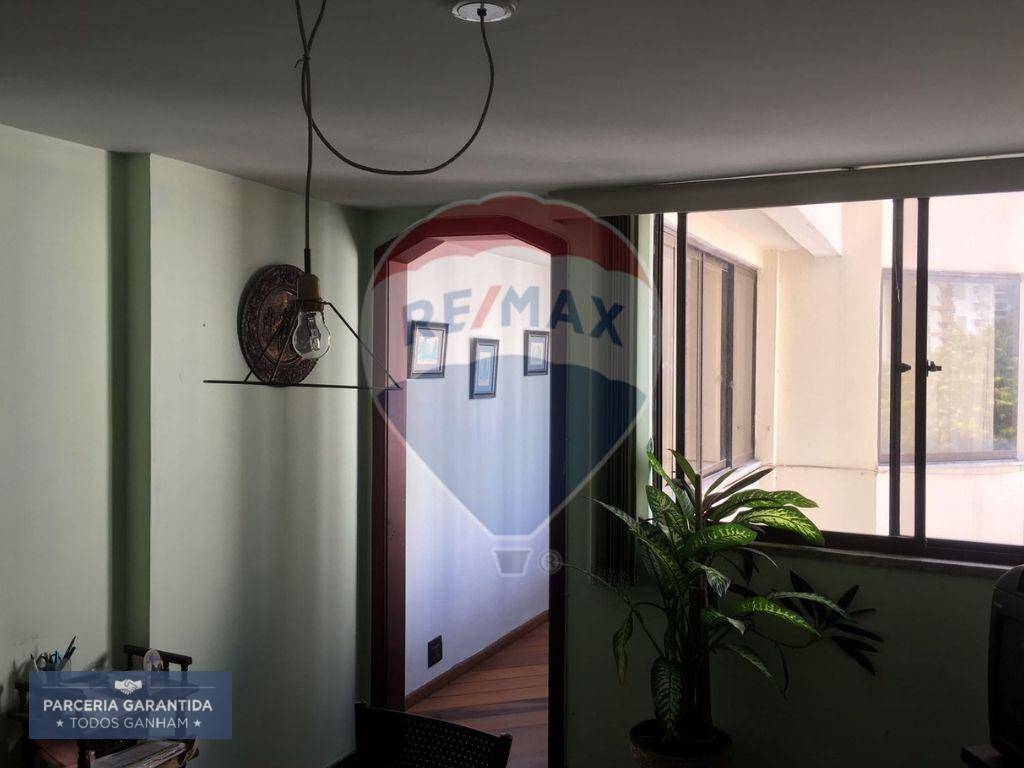 Apartamento à venda com 4 quartos, 280m² - Foto 5