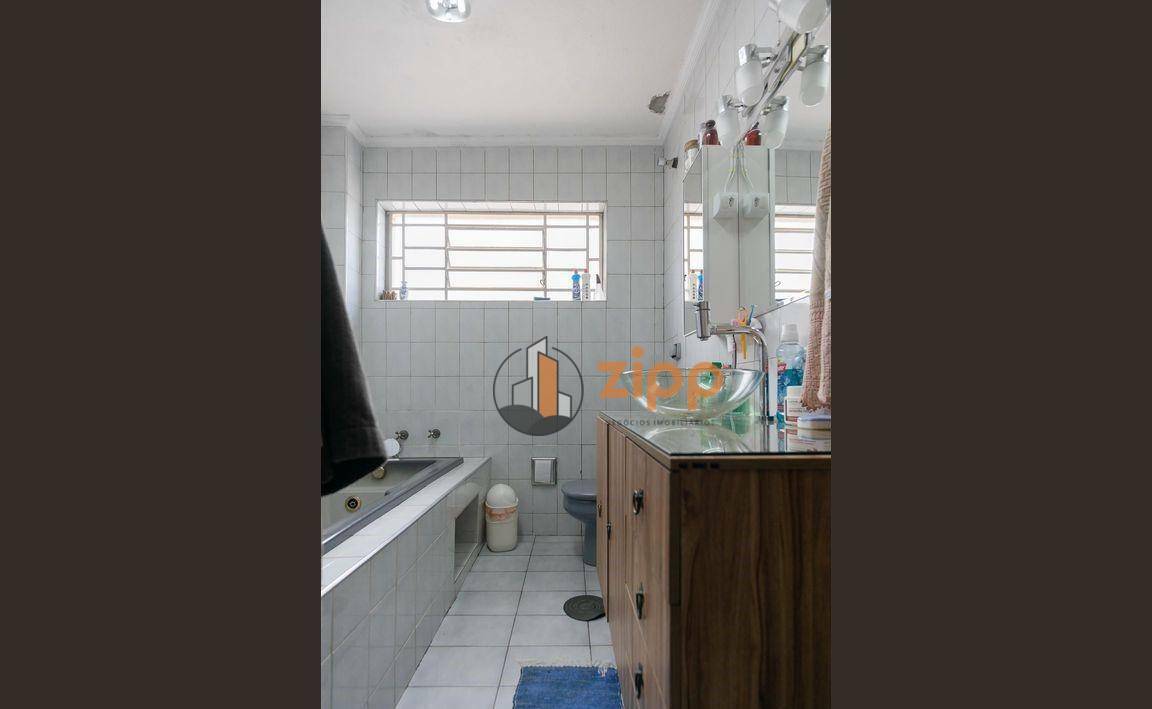 Sobrado à venda com 4 quartos, 316m² - Foto 13