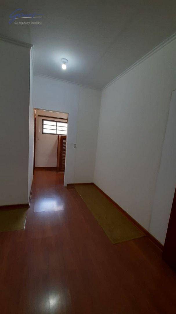 Casa à venda com 3 quartos, 348m² - Foto 25