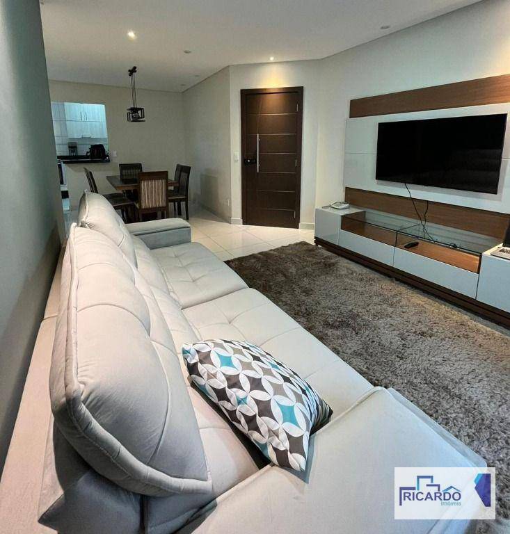 Apartamento à venda com 3 quartos, 107m² - Foto 1