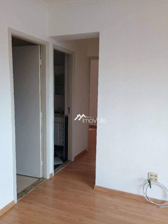 Apartamento à venda com 2 quartos, 75m² - Foto 6