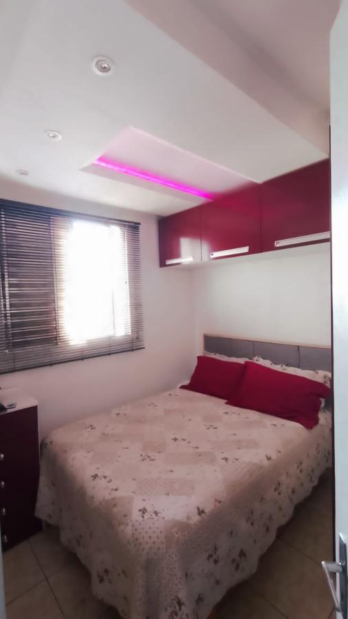 Apartamento à venda com 2 quartos, 50m² - Foto 2