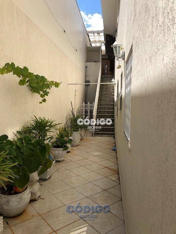 Casa à venda com 4 quartos, 420m² - Foto 4