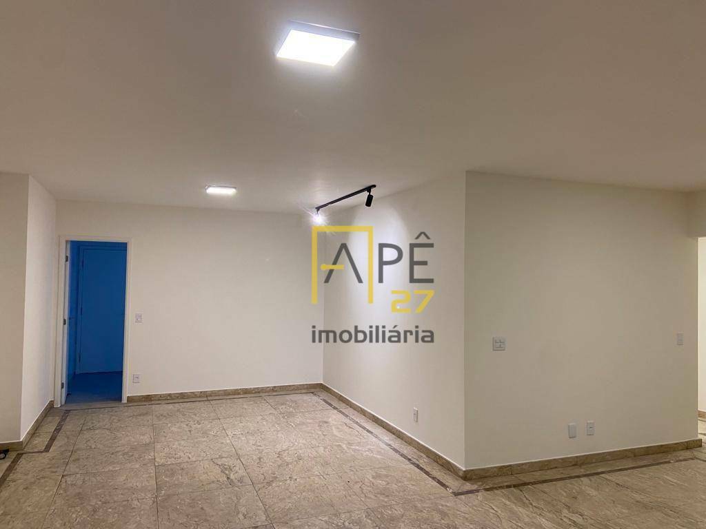 Apartamento para alugar com 3 quartos, 165m² - Foto 10