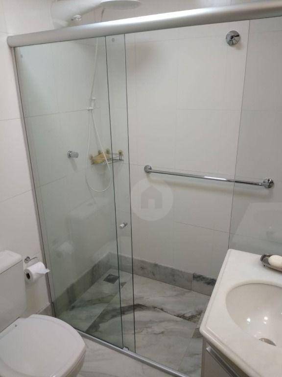 Apartamento à venda com 3 quartos, 150m² - Foto 8