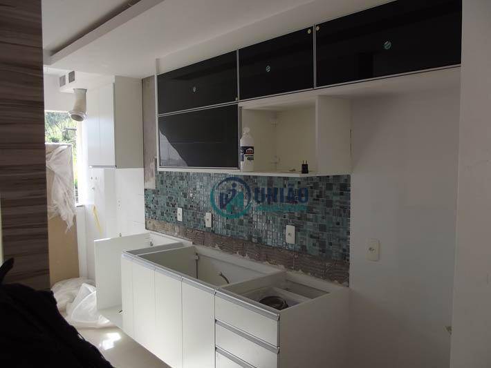 Apartamento à venda com 3 quartos, 85m² - Foto 11