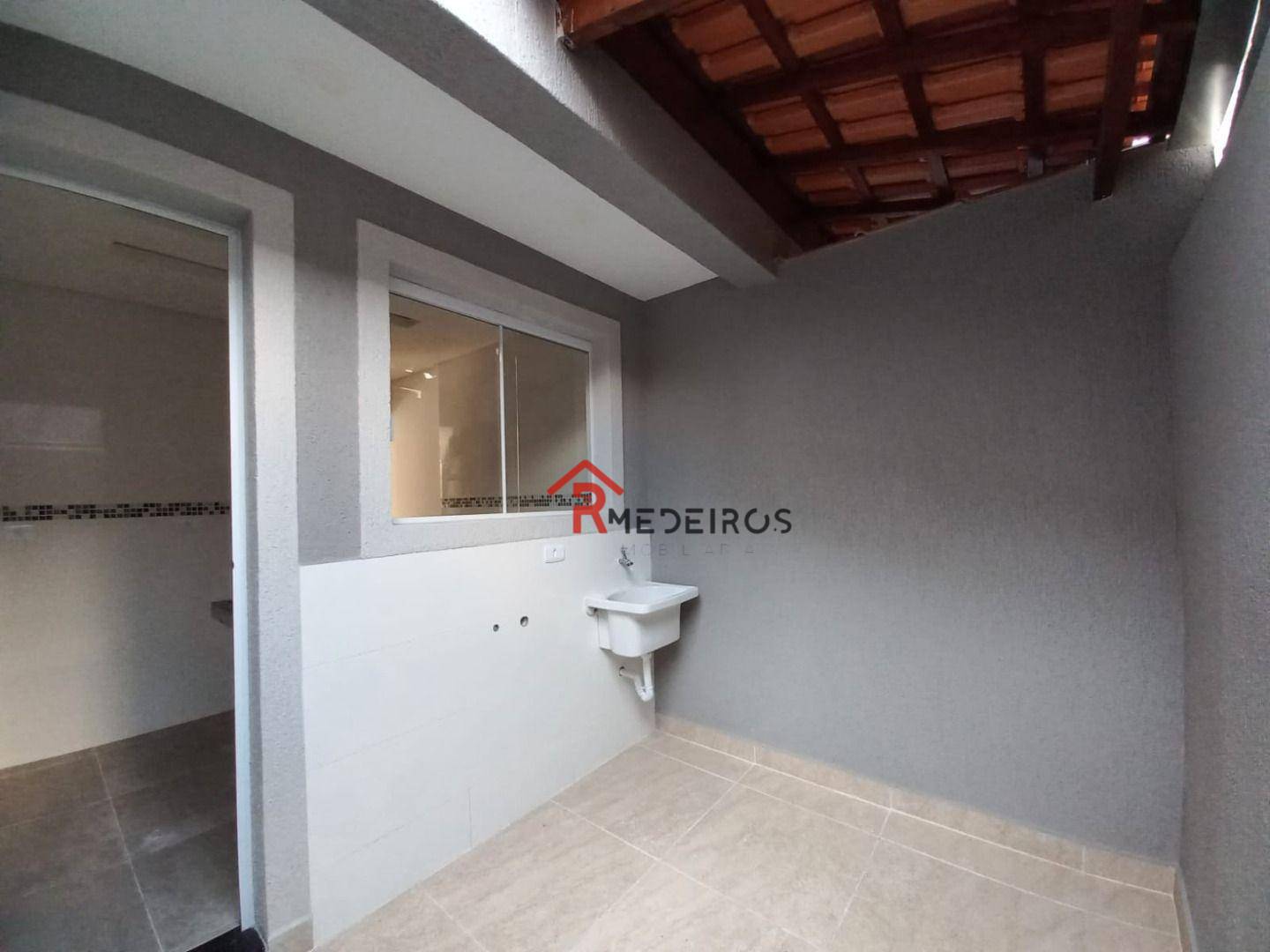 Casa à venda com 2 quartos, 59m² - Foto 19