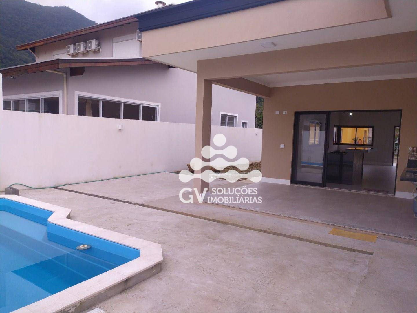 Casa de Condomínio à venda com 3 quartos, 144m² - Foto 4