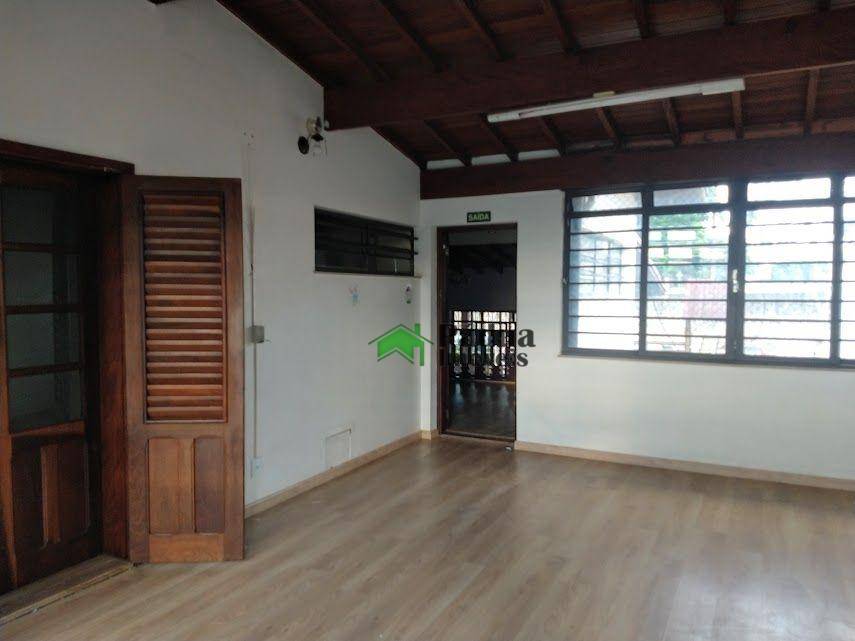 Casa para alugar com 4 quartos, 496m² - Foto 13