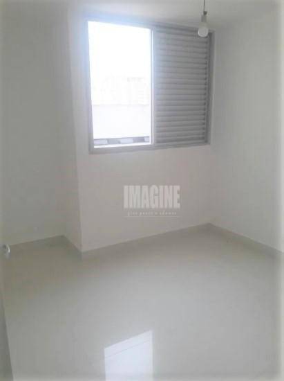 Apartamento à venda com 2 quartos, 52m² - Foto 5