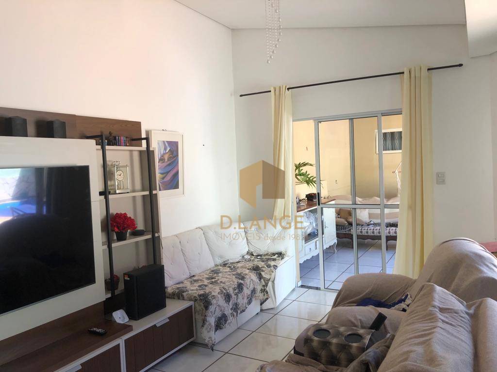 Casa à venda com 5 quartos, 250m² - Foto 9