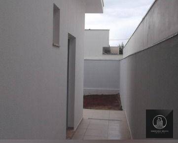 Casa de Condomínio à venda com 3 quartos, 216m² - Foto 13