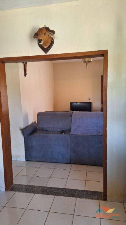 Casa à venda com 3 quartos, 250m² - Foto 10