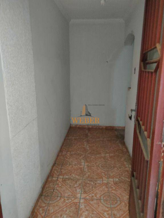 Sobrado à venda com 8 quartos, 250m² - Foto 7